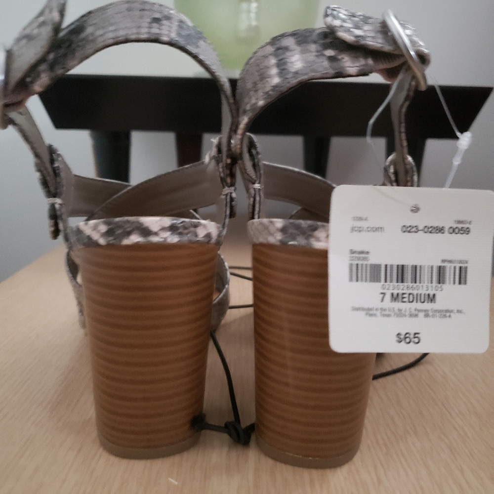 BNWT a.n.a Nadia Heeled Sandals in snake (7) - Picture 4 of 7